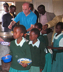 <B>Rep. Jim McGovern serves school lunch in Kajiado, Kenya</B>